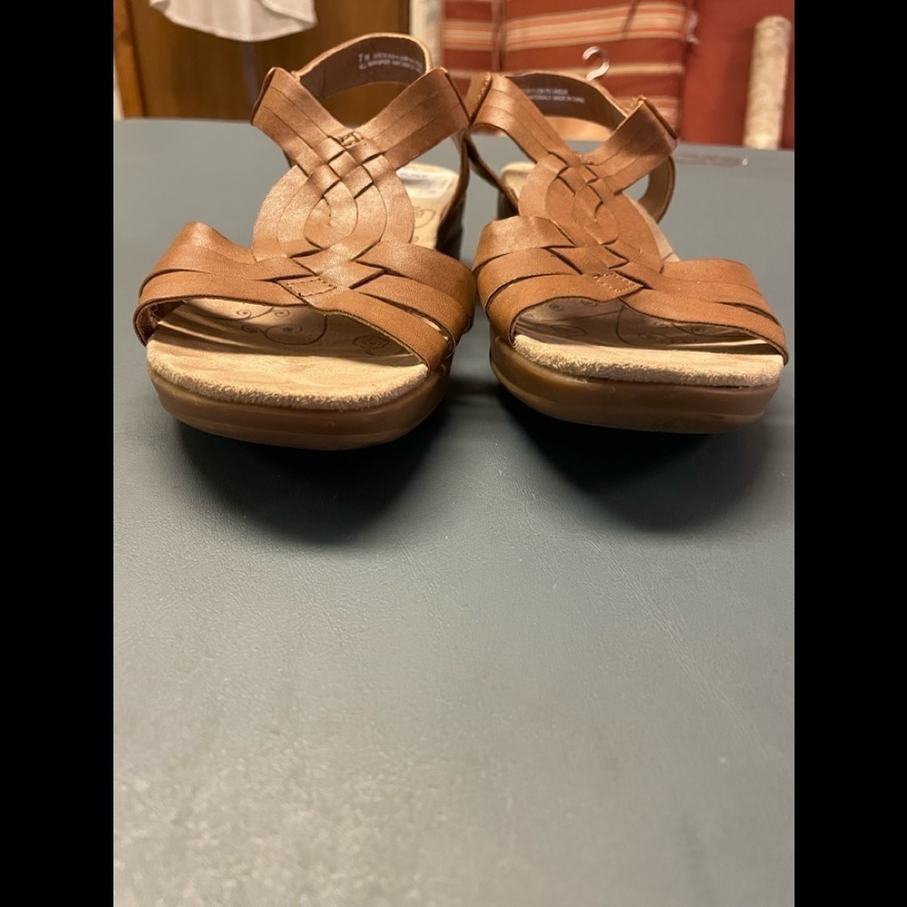 Woman’s Shoes